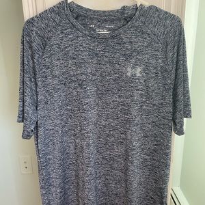 Under Armor Large T-Shirt (Never Worn) - 100% Polyester